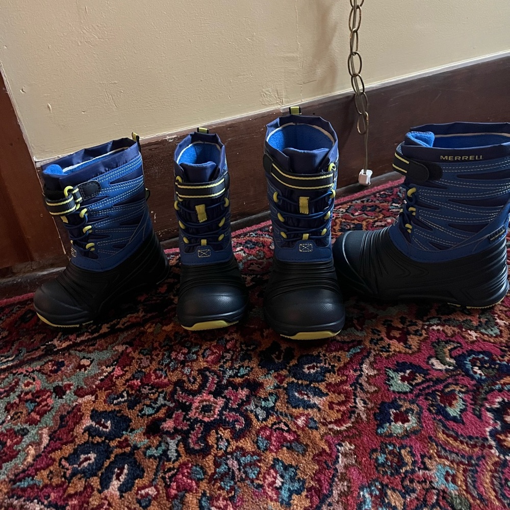 Merrell Kids Blue and Black Snow Boots